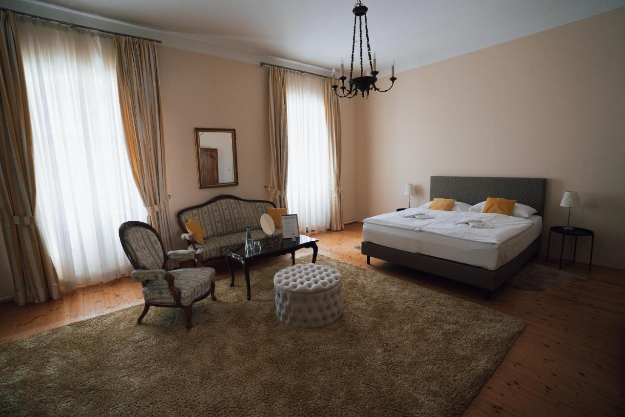 Hotel Schloss 4*